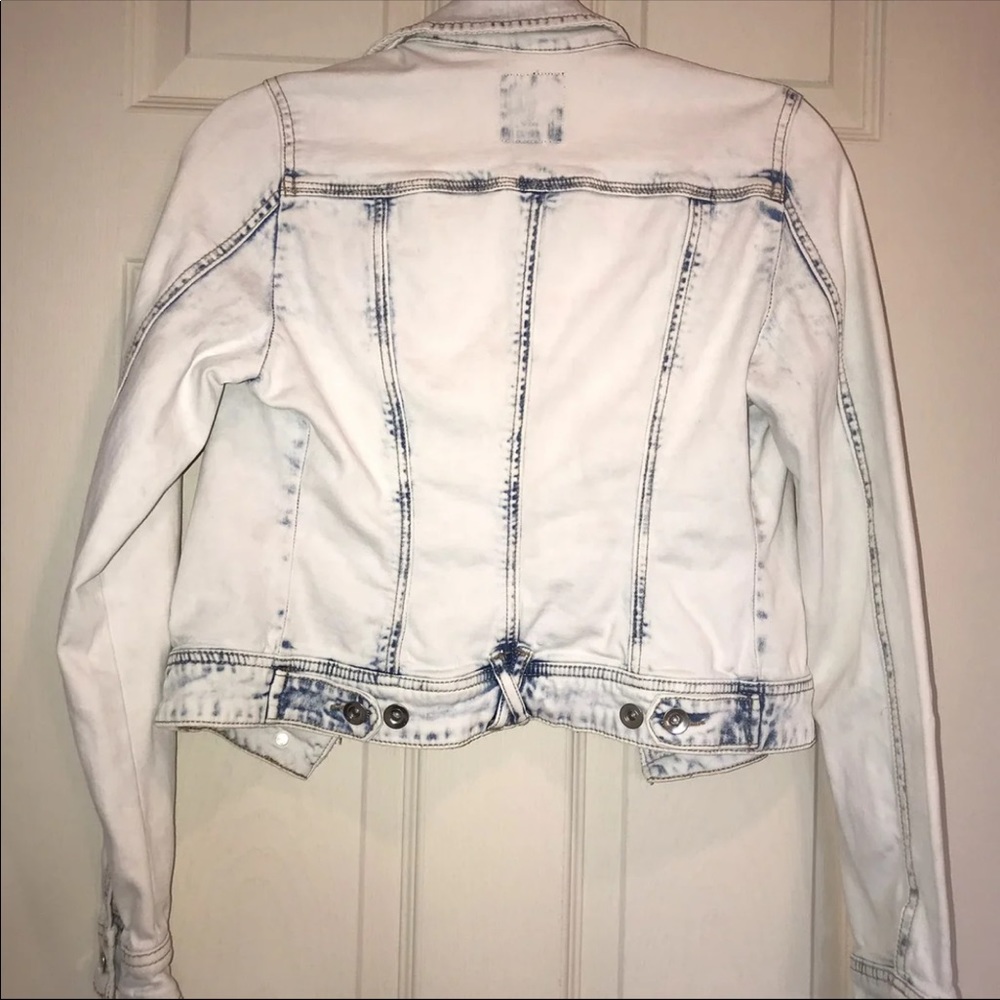 Jean Jacket - Picture 8 of 8